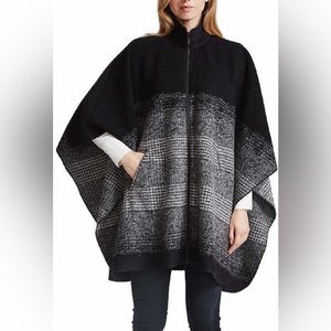 Bernardo Sweater/Poncho - Size S/M